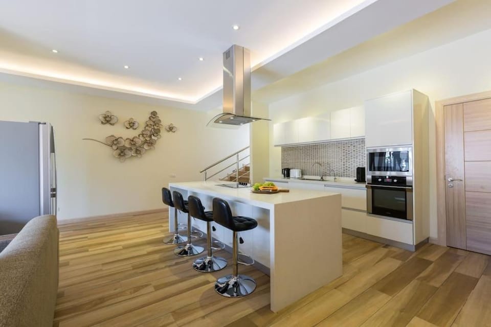 5-bdr luxury villa at a villa resort with beach club and concierge service Villa in Ko Samui