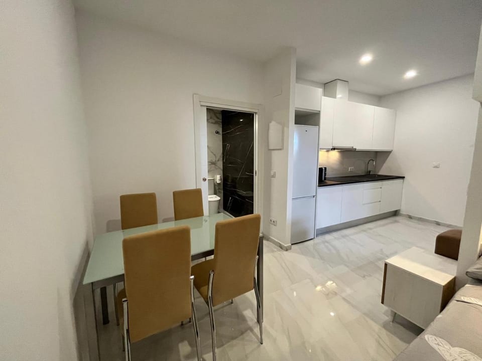 Kitchen or kitchenette, Living room, Dining area, stove