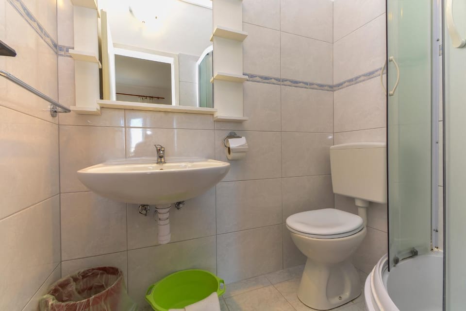 Apartments and Rooms by Auro Bed and Breakfast in Šibenik-Knin County, Croatia
