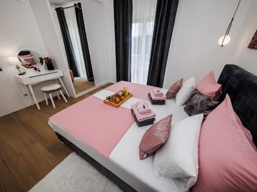 Apartman Story, besplatan parking, balkon Apartment in Šibenik-Knin County, Croatia