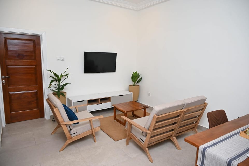 Communal lounge/ TV room, Evening entertainment