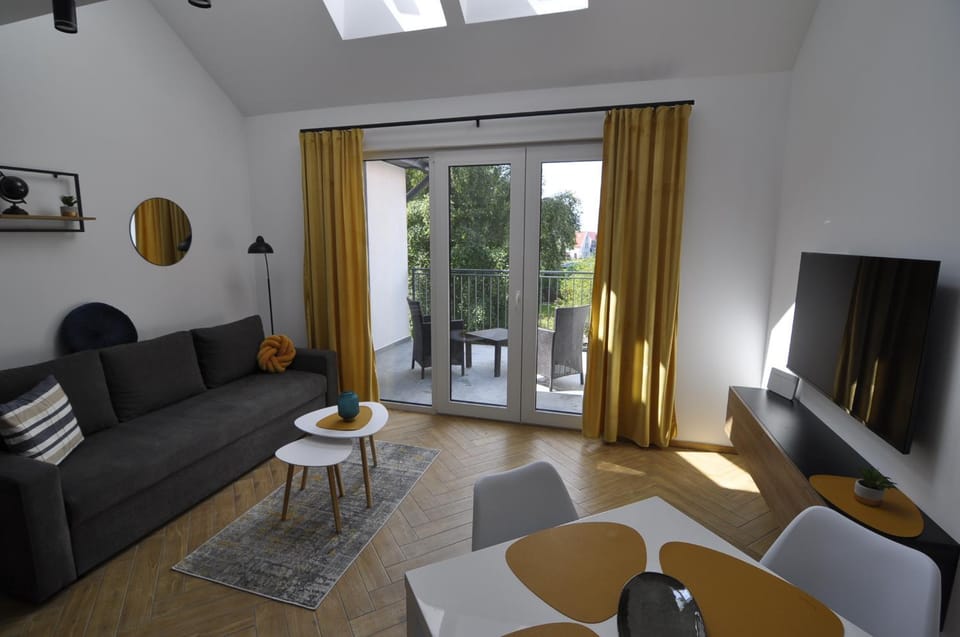 Balcony/Terrace, Living room
