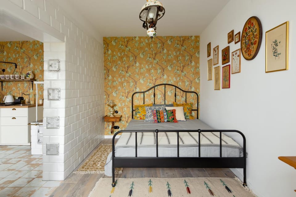 Bed, Bedroom