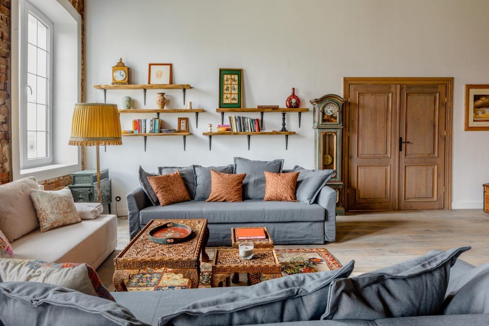 Communal lounge/ TV room, Living room, Seating area
