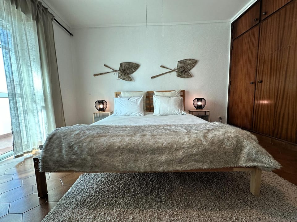 Bed, Bedroom, fireplace, internet, wardrobe
