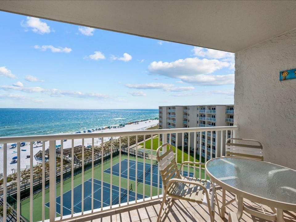 Holiday Surf and Racquet Unit 719 House in Destin
