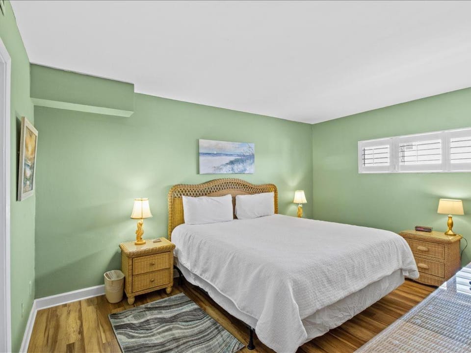 Holiday Surf and Racquet Unit 719 House in Destin