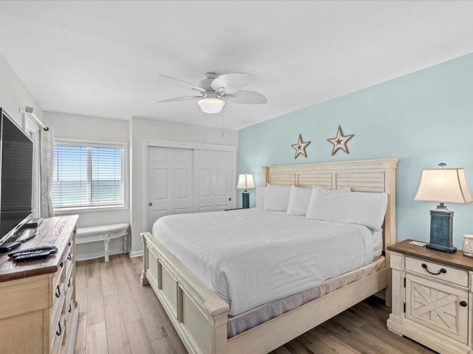 Holiday Surf and Racquet Unit 718 House in Destin