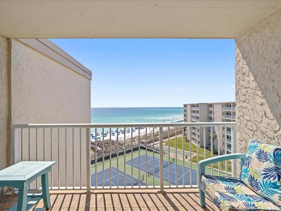 Holiday Surf and Racquet Unit 718 House in Destin