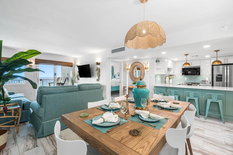 Holiday Surf and Racquet Unit 708 House in Destin