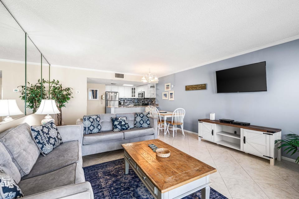 Holiday Surf and Racquet Unit 709 House in Destin