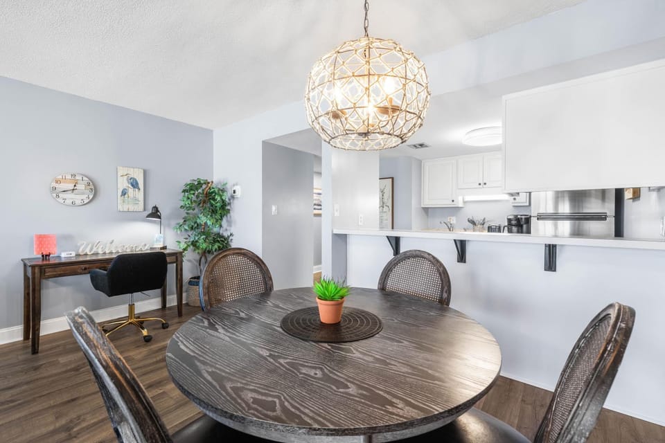 Holiday Surf and Racquet Unit 706 House in Destin