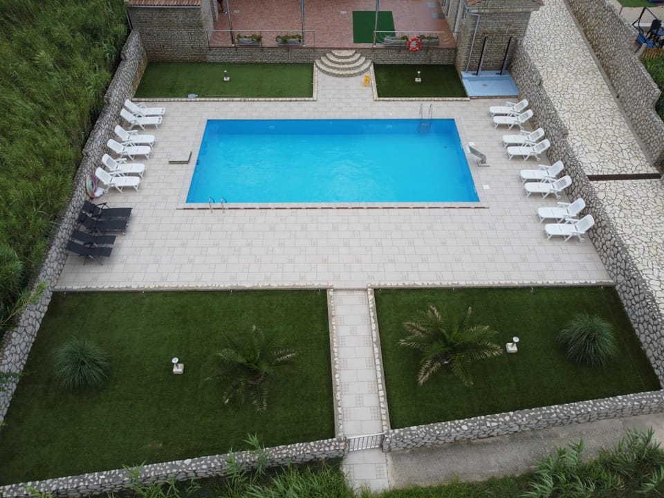 Property building, Swimming pool