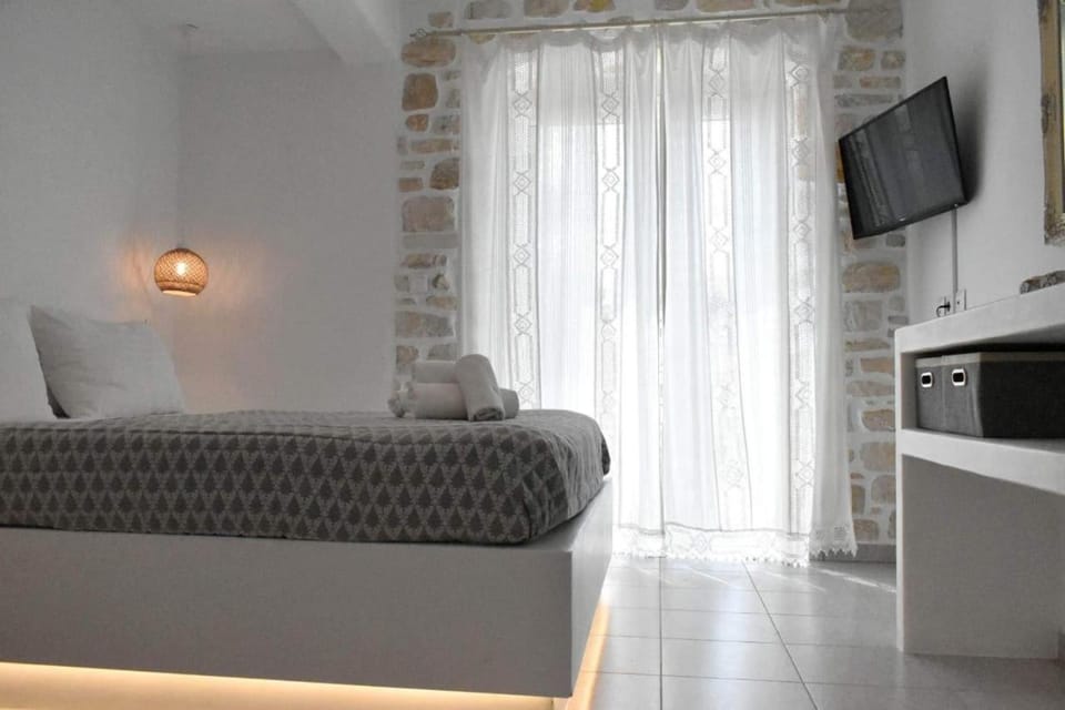 Sea View Stone House House in Paros, Greece