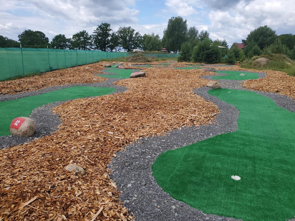 Golfcourse, Minigolf, Area and facilities