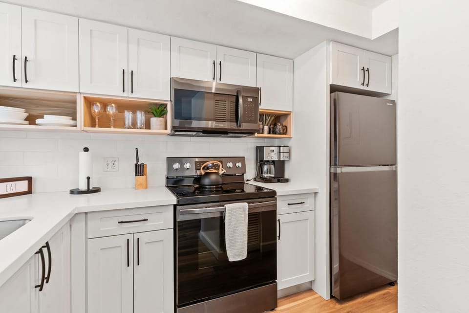 Coffee/tea facilities, Kitchen or kitchenette, dishwasher, minibar, pet friendly, stove, toaster