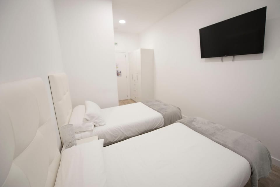 Bed, Bedroom, wardrobe