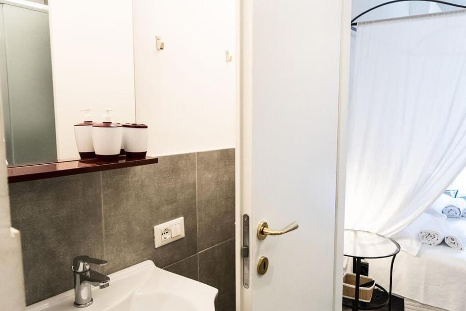 NASONI DI ROMA (VICINISSIMO BASILICA SAN GIOVANNI IN LATERANO) Apartment hotel in Rome