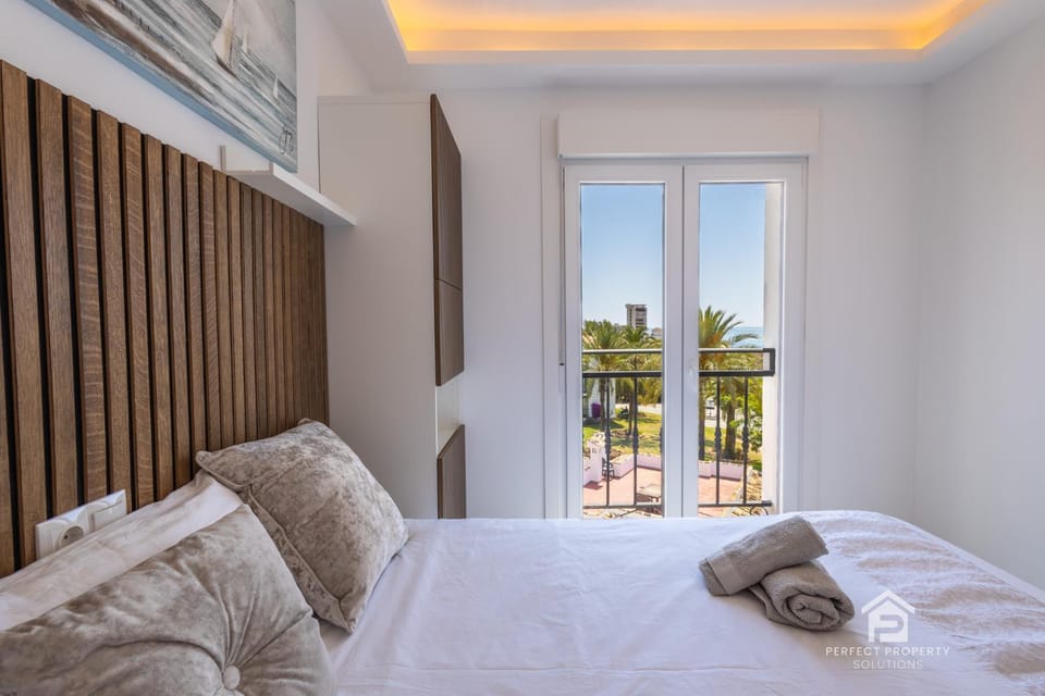 Bed, View (from property/room), Bedroom