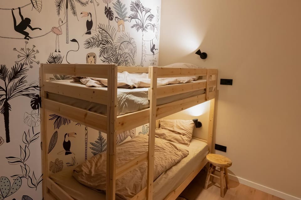 Bed, Photo of the whole room, Bedroom, bunk bed