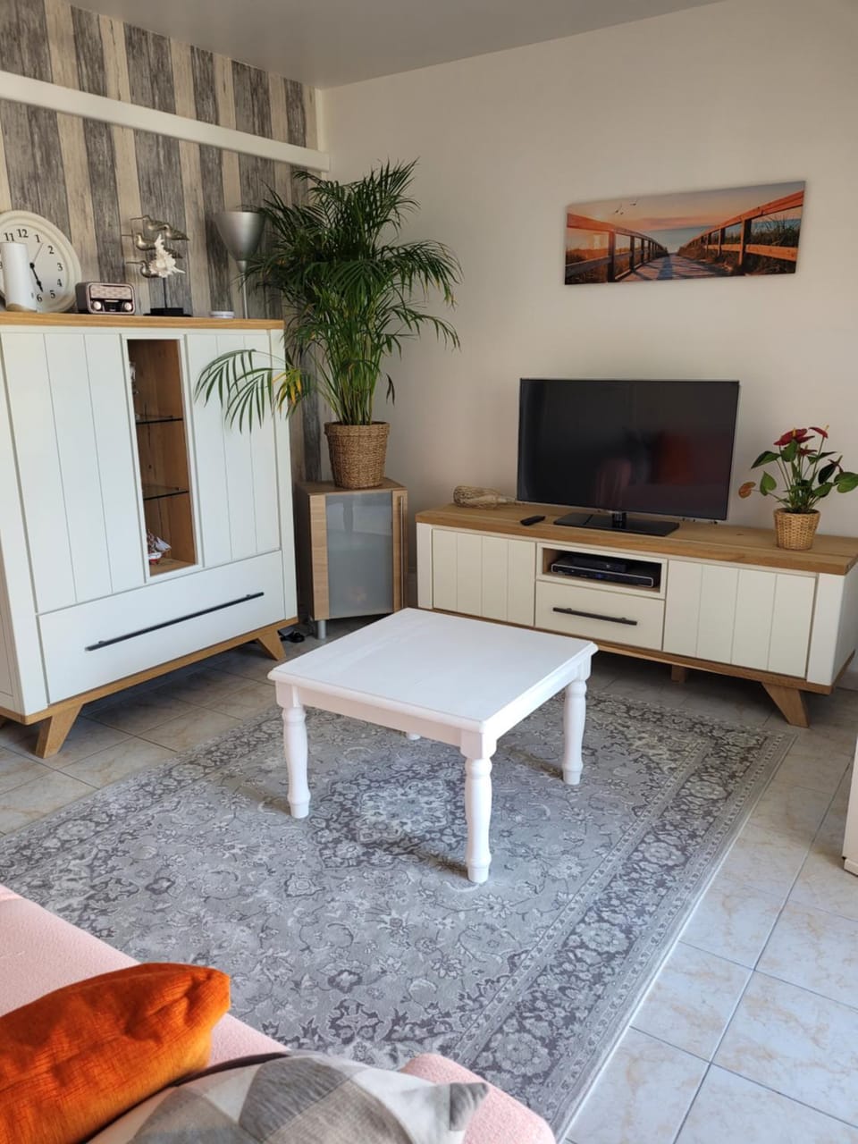 TV and multimedia, Living room