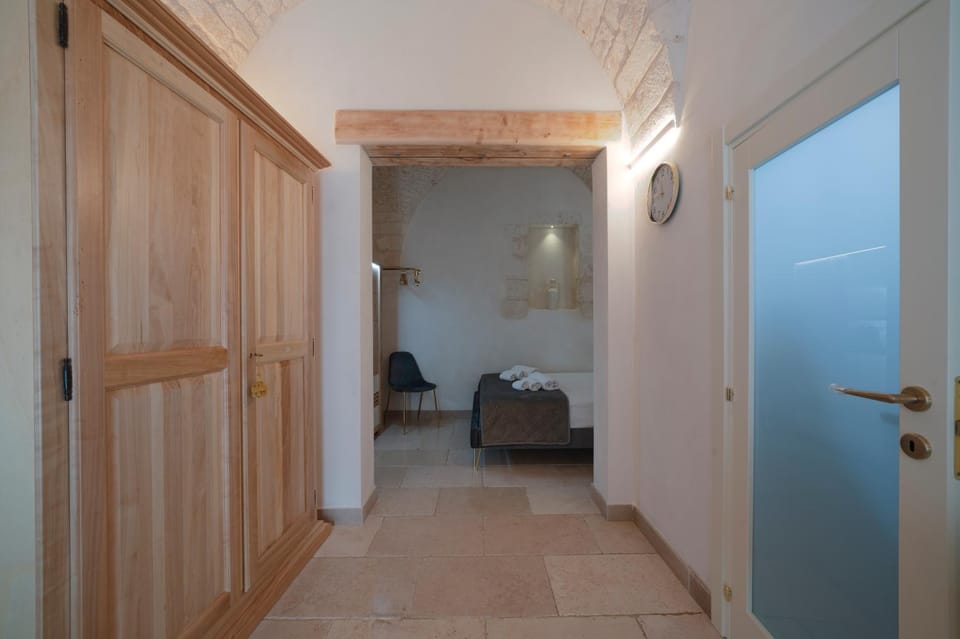 Living room, wardrobe