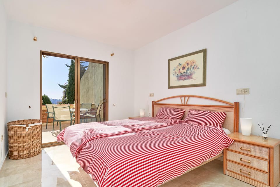 Living room, Bedroom
