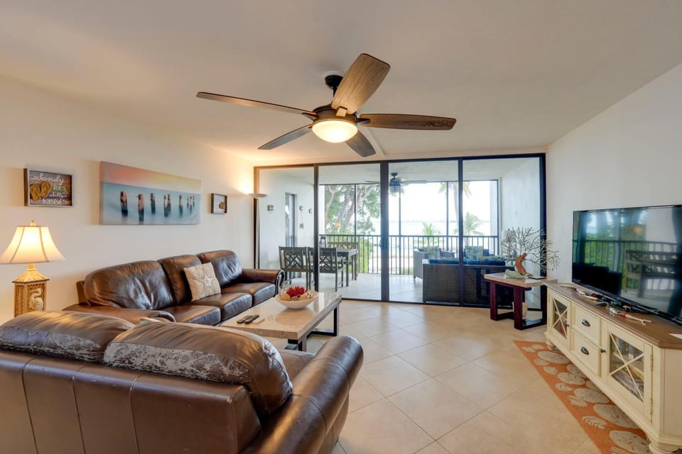 Key Largo Getaway w/ Bay Views + Pool Access! House in Key Largo