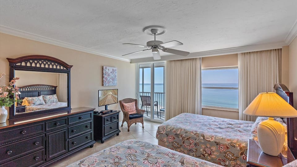 Crystal Sands on Siesta Apartment in Siesta Beach