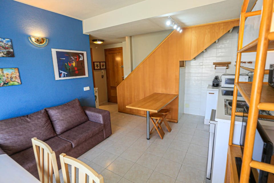 LITORAL COSTA DORADA - EDIFICIO VILLA ISABEL ático Apartment in Cambrils