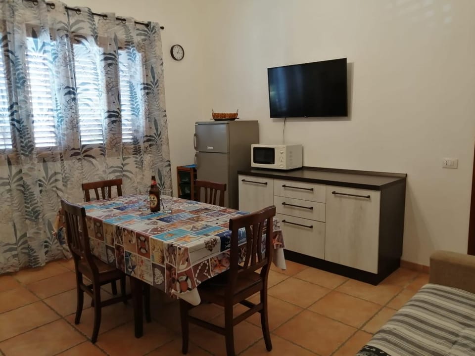 TV and multimedia, Dining area, minibar