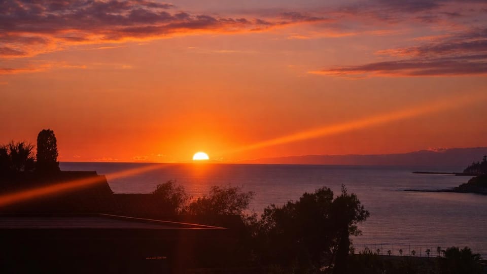 Natural landscape, Balcony/Terrace, Sea view, Sunset