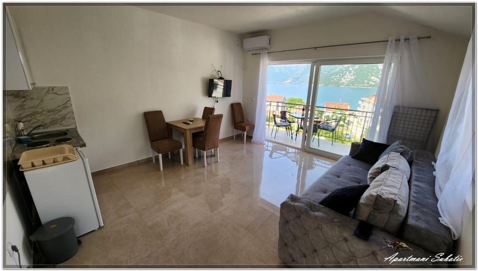 Subotici S apartmani Apartment in Kotor Municipality