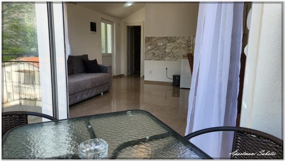 Subotici S apartmani Apartment in Kotor Municipality