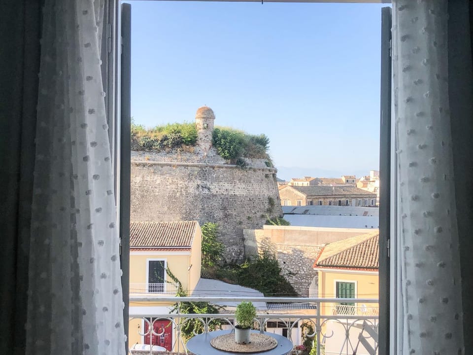 Nearby landmark, Day, Natural landscape, View (from property/room), Balcony/Terrace, Landmark view, Sea view