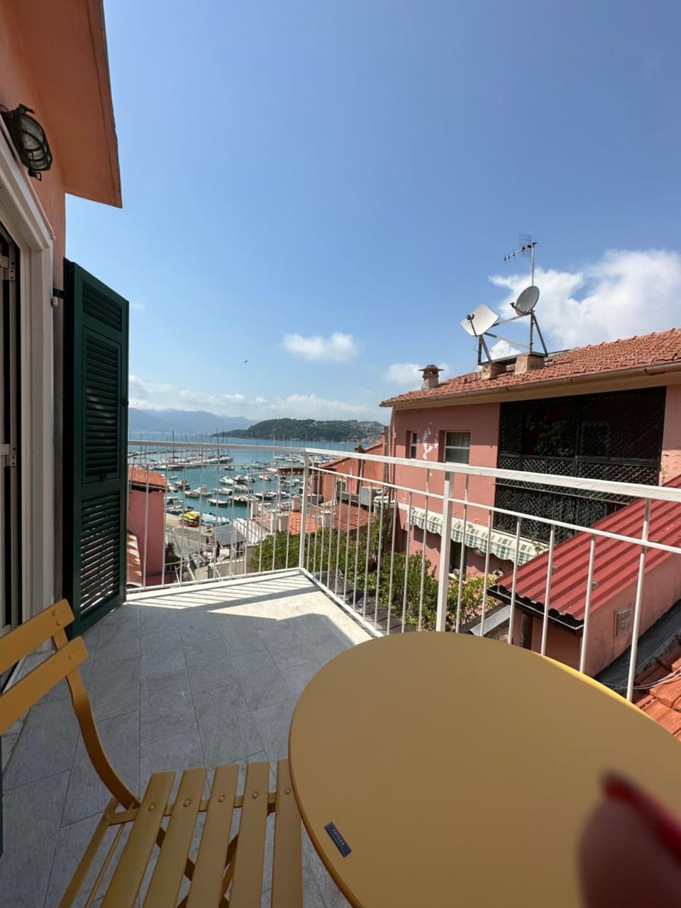 Balcony/Terrace, Dining area