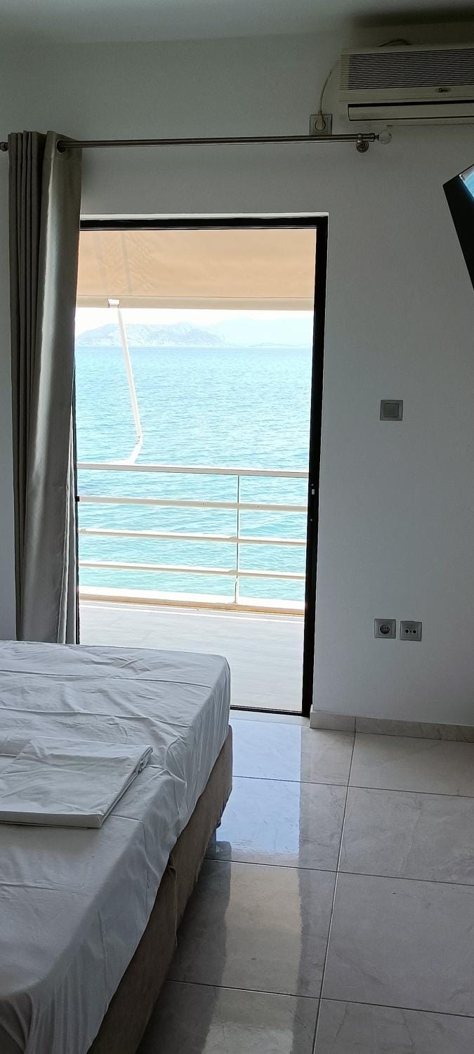 Christinas 1 Bed and Breakfast in Peloponnese Region