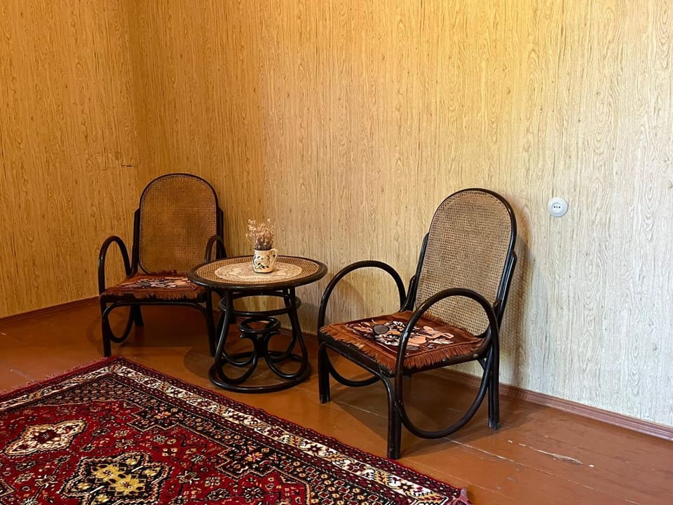 Papoyan Guest House Bed and Breakfast in Armenia