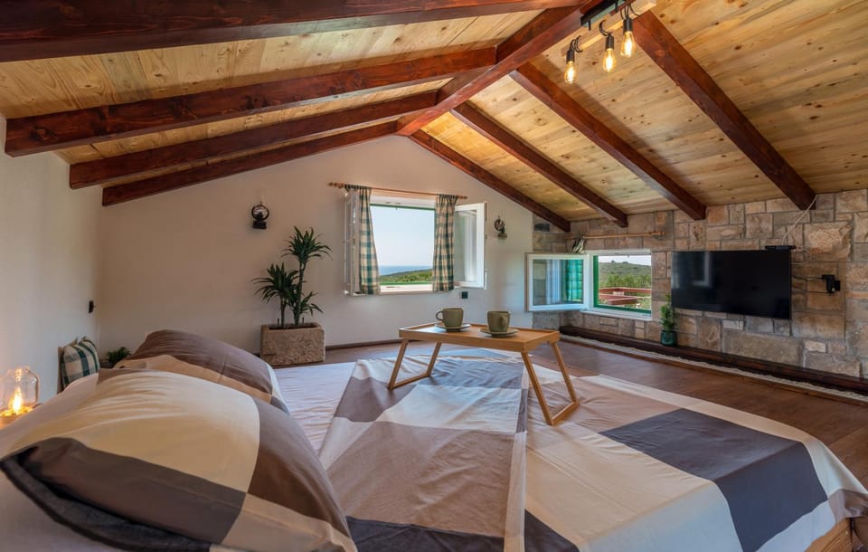 Trapula stone paradise House in Split-Dalmatia County