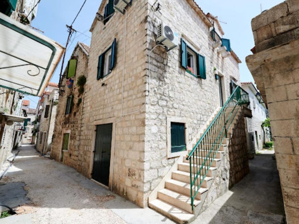 Guesthouse Ana Trogir Old Town Bed and Breakfast in Trogir