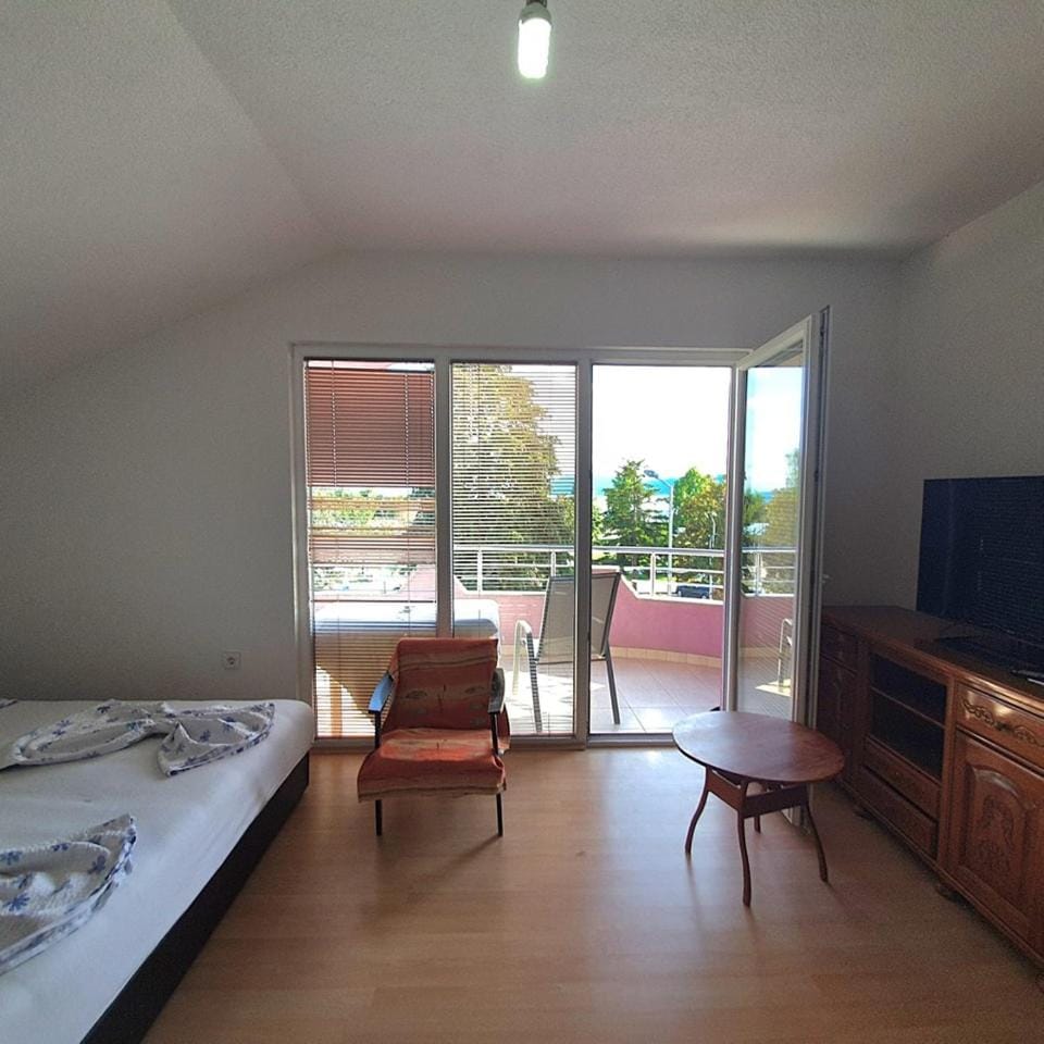 Villa Bardha Bed and Breakfast in Municipality of Ohrid, North Macedonia