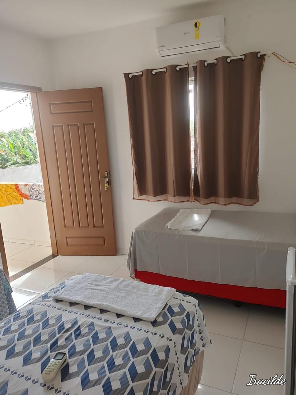 Bedroom, air conditioner