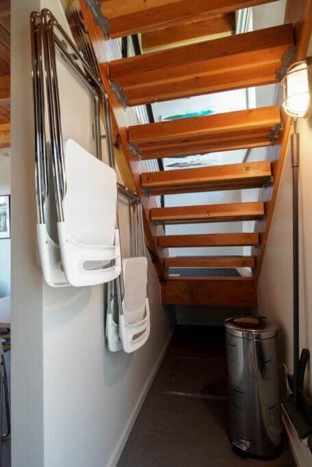 #StayinMyDistrict Buckman Open Loft-Style Townhome House in Portland