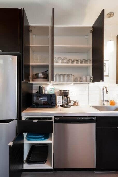 #StayinMyDistrict Buckman Open Loft-Style Townhome House in Portland