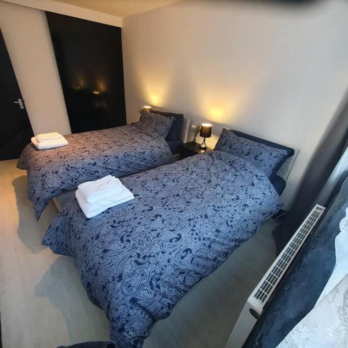 3Beds Family Friendly in London with good transport links Apartment in London