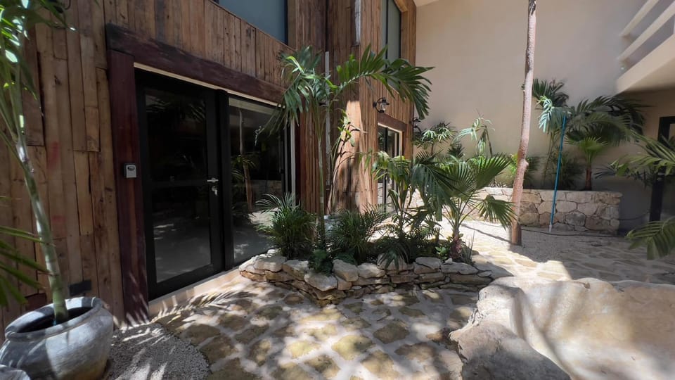 Property building, Garden