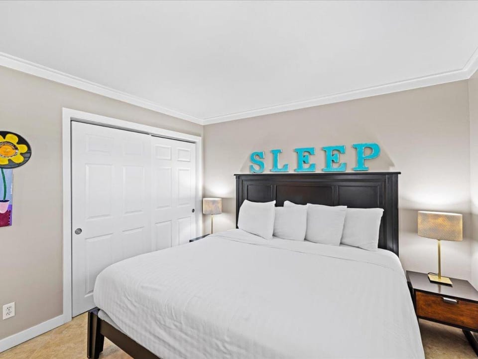 Holiday Surf and Racquet Unit 301 House in Destin