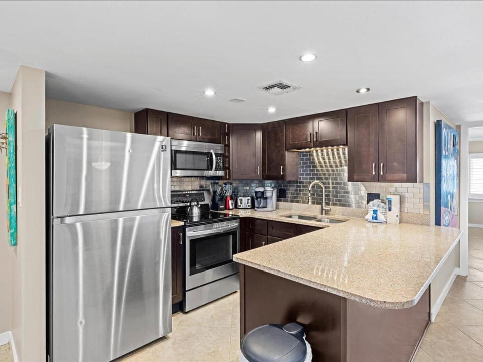 Holiday Surf and Racquet Unit 301 House in Destin