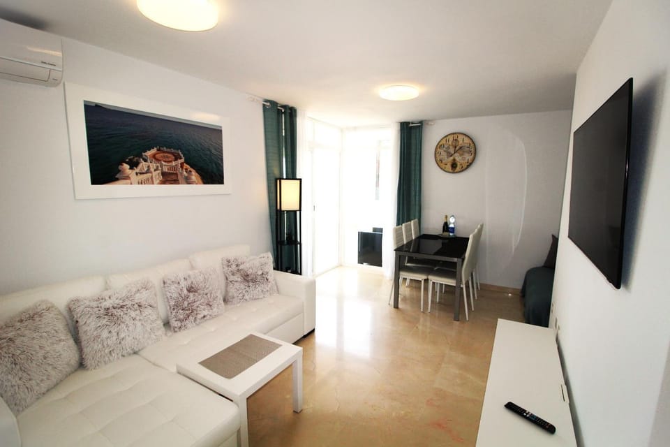 Communal lounge/ TV room, Seating area