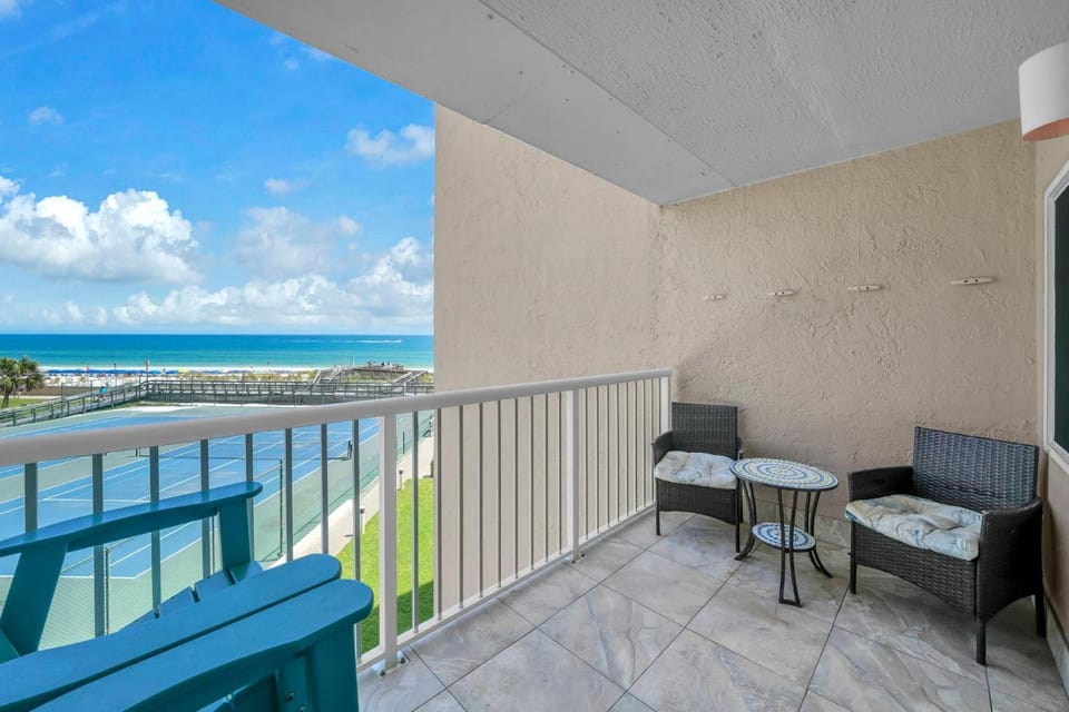 Holiday Surf and Racquet Unit 307 House in Destin